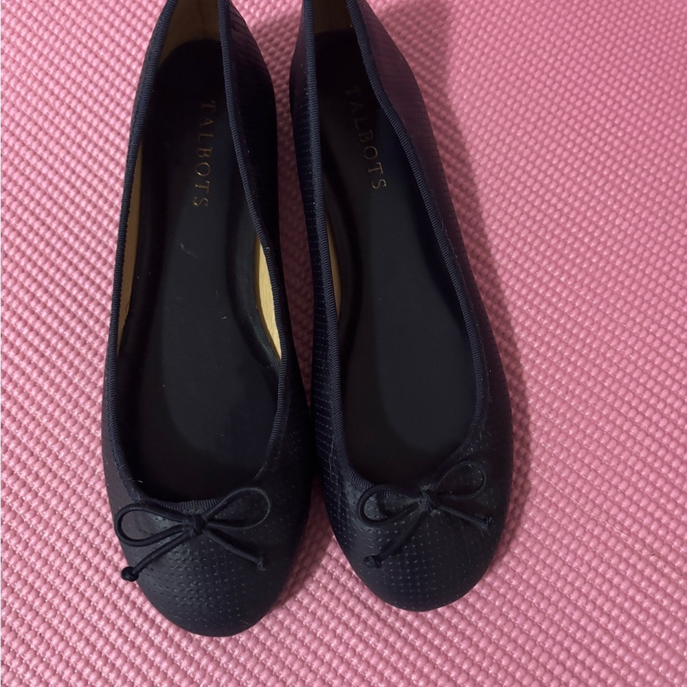 Talbots Elegant Black Flats with Bow Detail